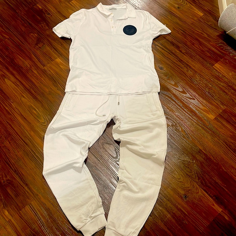 Mens Versace sweat pants & polo shirt size XL